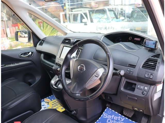 日産 セレナ ２．０ ライダー パフォーマンススペック ブラックライン Ｓ－ＨＹＢＲＩＤ H25年 (関東) 99