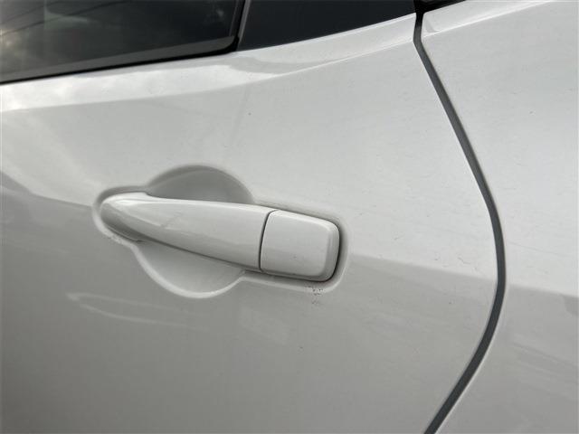 日産 ノート １．２ Ｘ R6年 (東海) 99