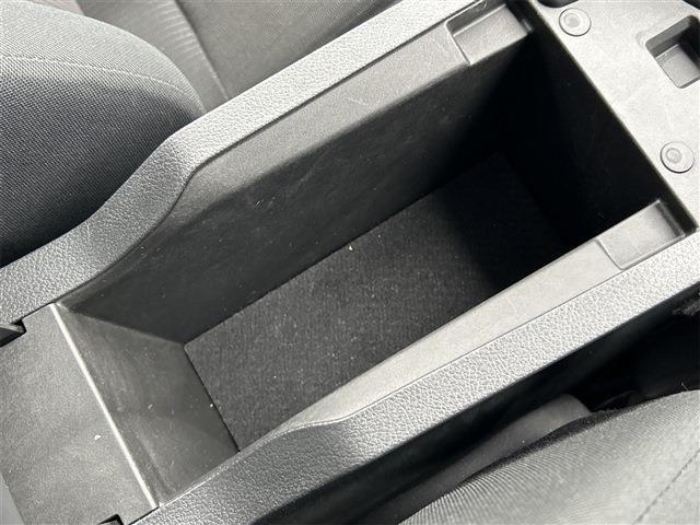 日産 ノート １．２ Ｘ R6年 (東海) 99