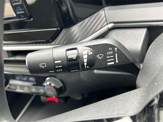 日産 ノート １．２ Ｘ R6年 (東海) 99