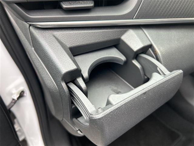 日産 ノート １．２ Ｘ R6年 (東海) 99