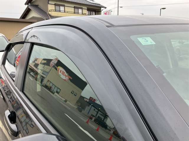 ホンダ ヴェゼル １．５ Ｅ：ＨＥＶ Ｘ R6年 (東海) 99