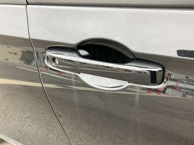 ホンダ ヴェゼル １．５ Ｅ：ＨＥＶ Ｘ R6年 (東海) 99