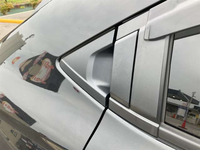 ホンダ ヴェゼル １．５ Ｅ：ＨＥＶ Ｘ R6年 (東海) 99