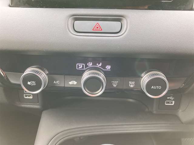 ホンダ ヴェゼル １．５ Ｅ：ＨＥＶ Ｘ R6年 (東海) 99