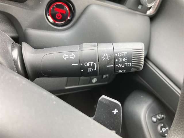 ホンダ ヴェゼル １．５ Ｅ：ＨＥＶ Ｘ R6年 (東海) 99