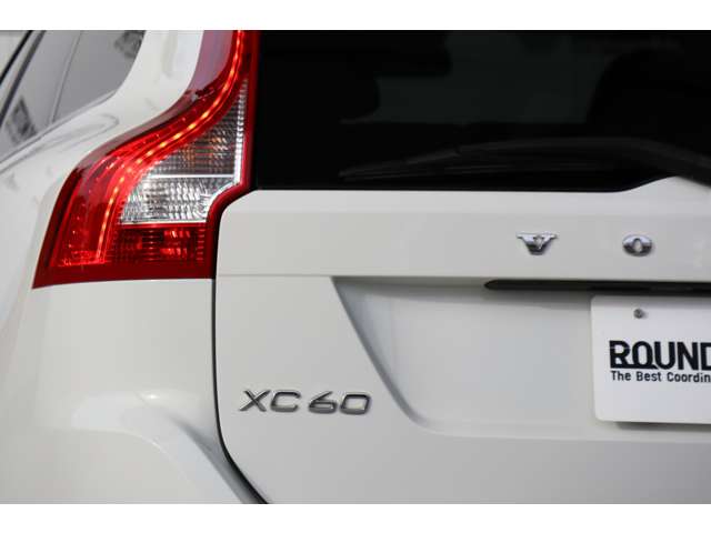 ボルボ ＸＣ６０ Ｔ５　Ｒデザイン H25年 (近畿) 99