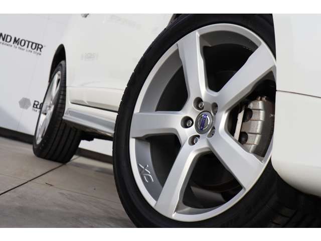 ボルボ ＸＣ６０ Ｔ５　Ｒデザイン H25年 (近畿) 99
