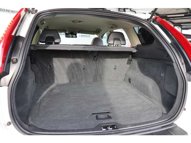 ボルボ ＸＣ６０ Ｔ５　Ｒデザイン H25年 (近畿) 99