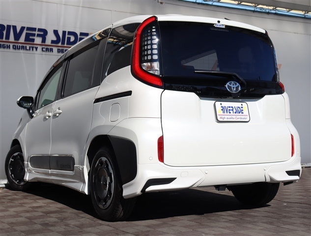 トヨタ シエンタ １．５ Ｚ R4年 (関東) 99