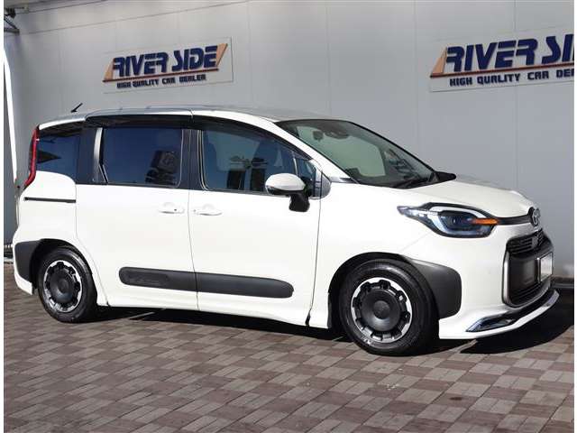 トヨタ シエンタ １．５ Ｚ R4年 (関東) 99