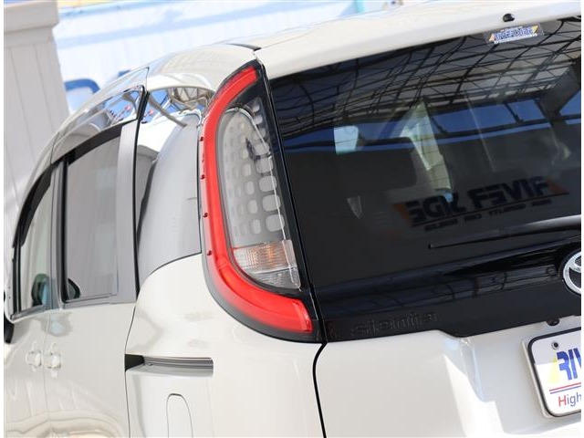 トヨタ シエンタ １．５ Ｚ R4年 (関東) 99