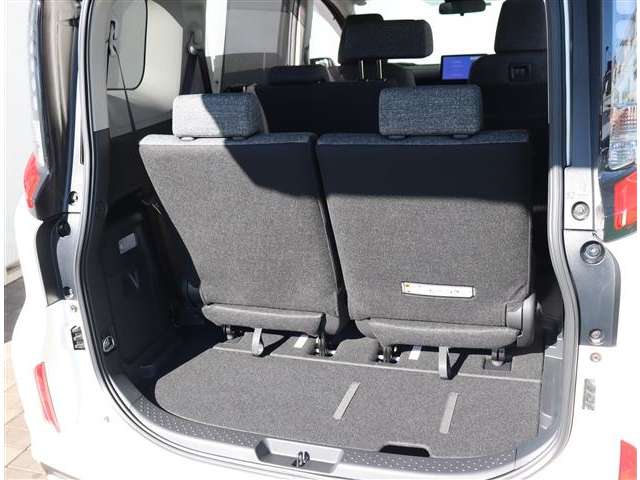 トヨタ シエンタ １．５ Ｚ R4年 (関東) 99