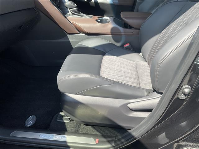 トヨタ ハリアー ２．０ Ｚ ４ＷＤ R3年 (東海) 99