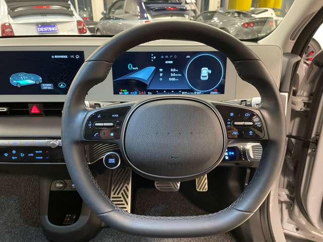 ヒョンデ アイオニック　５ ラウンジ ＡＷＤ ４ＷＤ R4年 (関東) 99