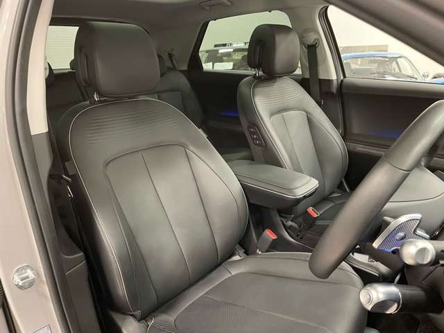 ヒョンデ アイオニック　５ ラウンジ ＡＷＤ ４ＷＤ R4年 (関東) 99