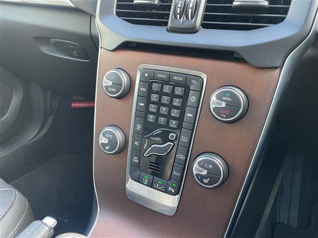 ボルボ Ｖ４０ Ｄ４ インスクリプション ディーゼルターボ R1年 (東北) 99