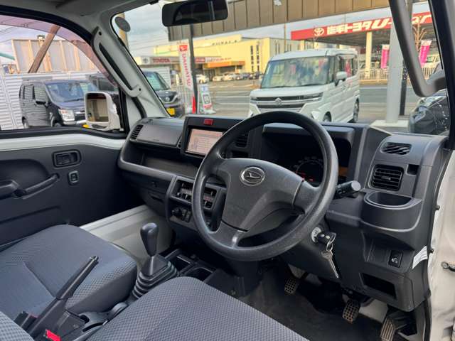 ダイハツ ハイゼットトラック ６６０ ジャンボ ３方開 ４ＷＤ H28年 (東北) 99