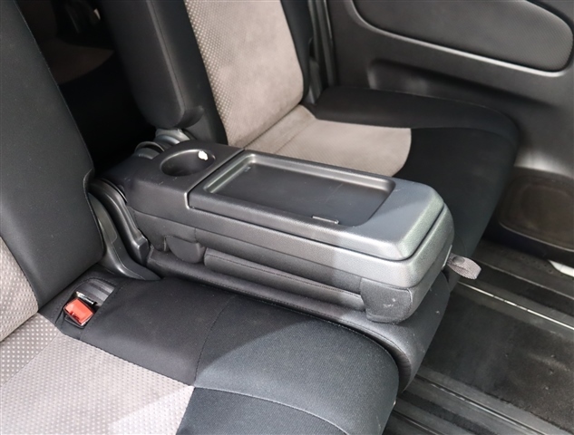 日産 セレナ ２．０ ライダー H23年 (関東) 99