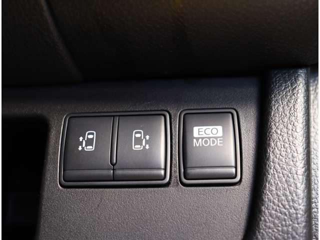 日産 セレナ ２．０ ライダー H23年 (関東) 99