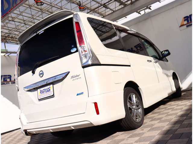 日産 セレナ ２．０ ライダー H23年 (関東) 99