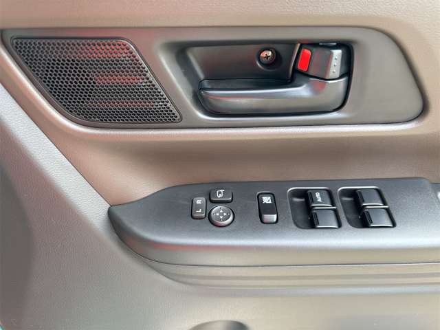 スズキ スペーシア ６６０ ハイブリッド Ｇ R6年 (近畿) 99