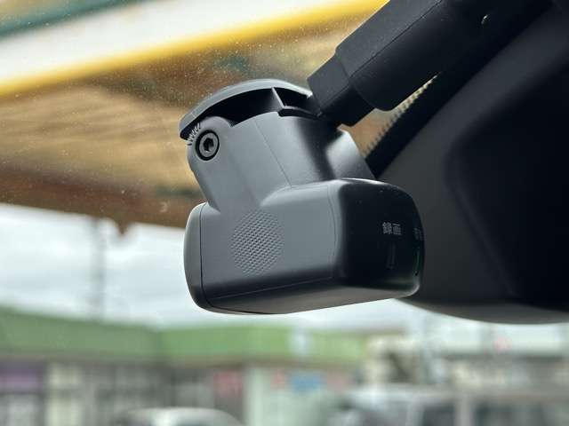 日産 アリア Ｂ６ R4年 (東海) 99