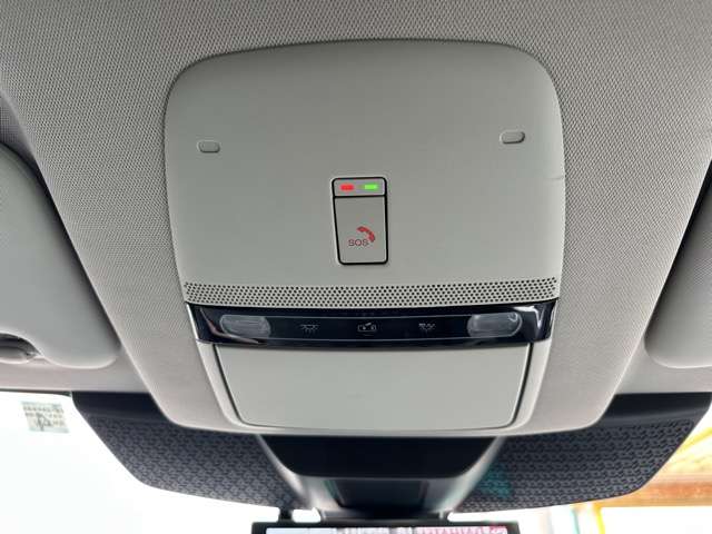 日産 アリア Ｂ６ R4年 (東海) 99