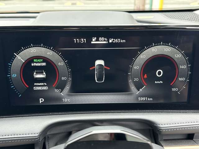 日産 アリア Ｂ６ R4年 (東海) 99