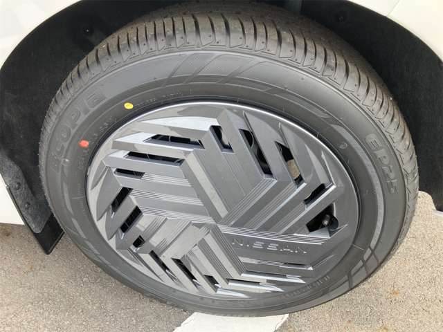 日産 ノート １．２ Ｘ R6年 (東海) 99