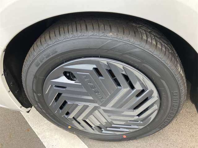 日産 ノート １．２ Ｘ R6年 (東海) 99