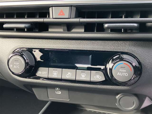 日産 ノート １．２ Ｘ R6年 (東海) 99