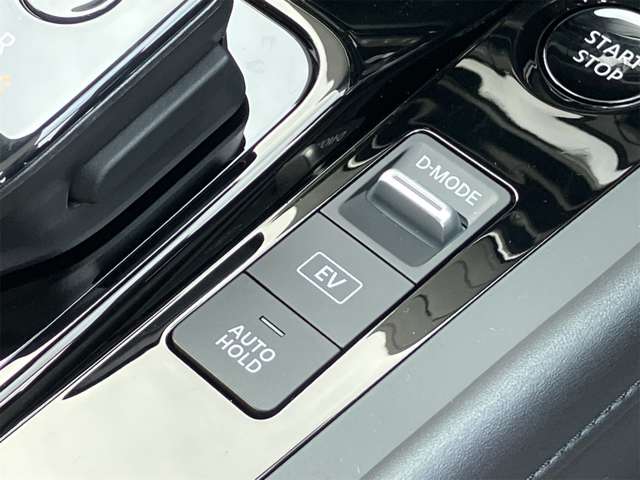 日産 ノート １．２ Ｘ R6年 (東海) 99