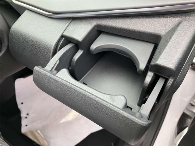 日産 ノート １．２ Ｘ R6年 (東海) 99