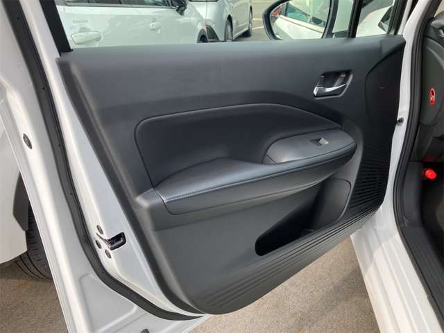 日産 ノート １．２ Ｘ R6年 (東海) 99