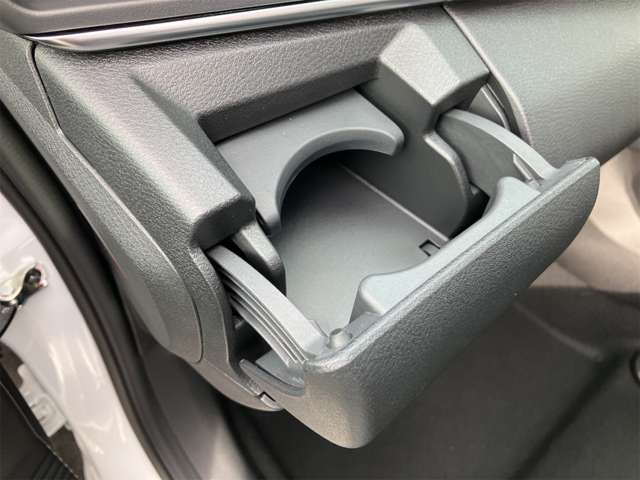 日産 ノート １．２ Ｘ R6年 (東海) 99