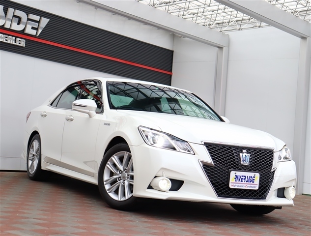 トヨタ クラウン　ハイブリッド ハイブリッド ２．５ H26年 (関東) 99