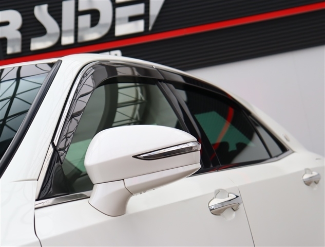 トヨタ クラウン　ハイブリッド ハイブリッド ２．５ H26年 (関東) 99