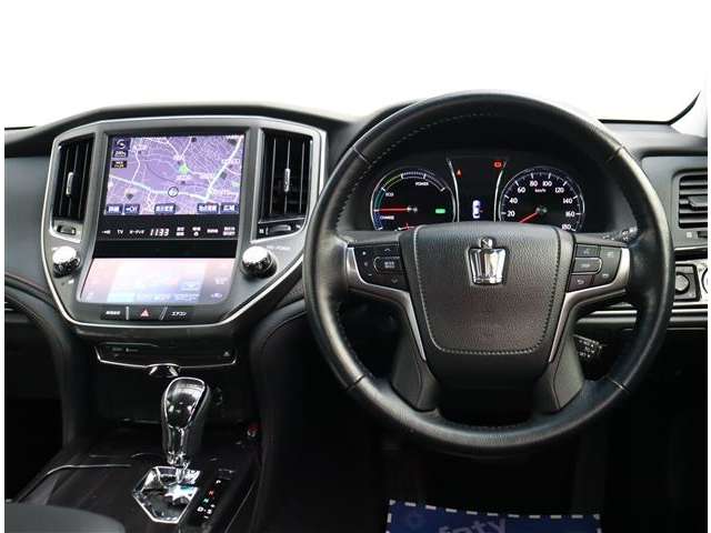 トヨタ クラウン　ハイブリッド ハイブリッド ２．５ H26年 (関東) 99