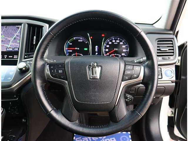 トヨタ クラウン　ハイブリッド ハイブリッド ２．５ H26年 (関東) 99