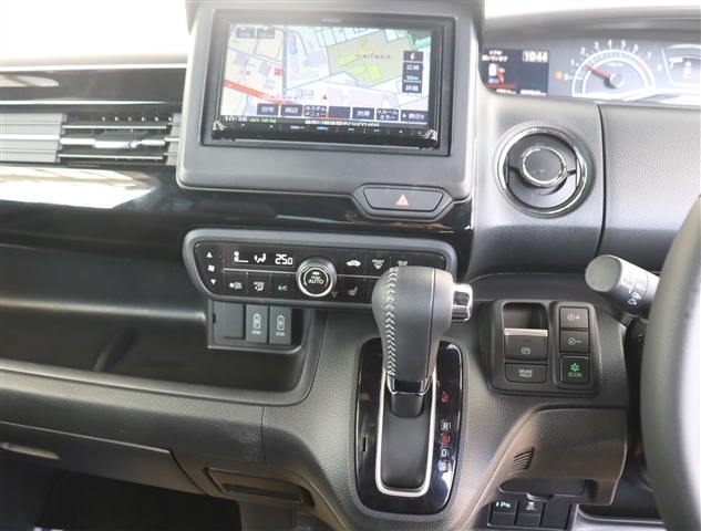 ホンダ Ｎ　ＢＯＸ カスタム ６６０ Ｌ ターボ R4年 (関東) 99