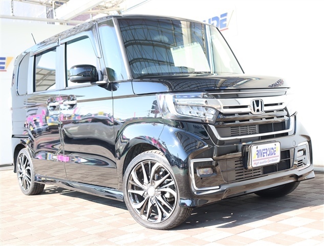 ホンダ Ｎ　ＢＯＸ カスタム ６６０ Ｌ ターボ R4年 (関東) 99