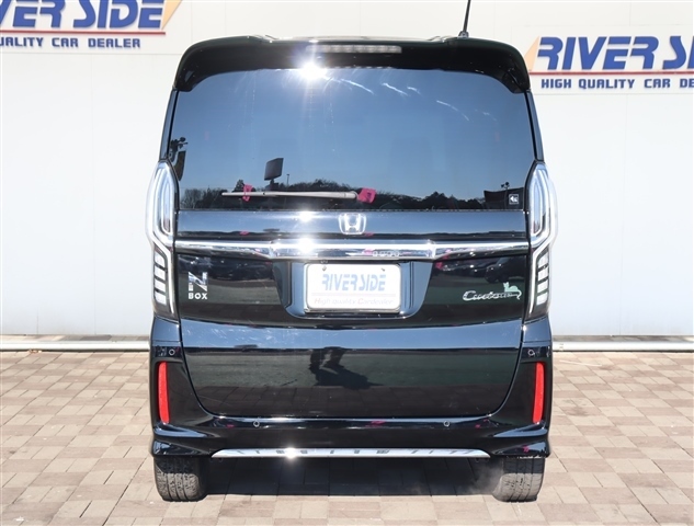 ホンダ Ｎ　ＢＯＸ カスタム ６６０ Ｌ ターボ R4年 (関東) 99