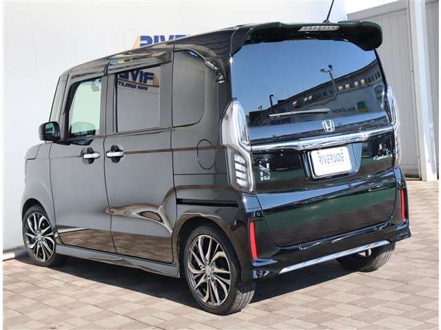 ホンダ Ｎ　ＢＯＸ カスタム ６６０ Ｌ ターボ R4年 (関東) 99