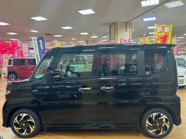 スズキ スペーシア　ギア ６６０ カスタム ハイブリッド ＸＳターボ ４ＷＤ R6年 (北海道) 99