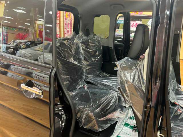 スズキ スペーシア　ギア ６６０ カスタム ハイブリッド ＸＳターボ ４ＷＤ R6年 (北海道) 99