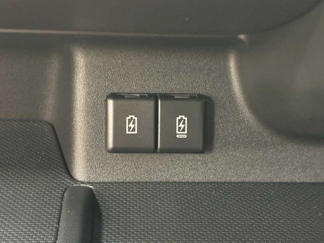 スズキ スペーシア　ギア ６６０ カスタム ハイブリッド ＸＳターボ ４ＷＤ R6年 (北海道) 99