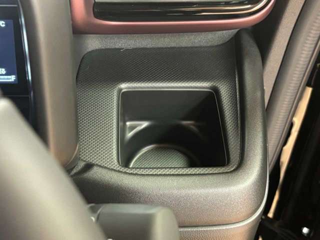 スズキ スペーシア　ギア ６６０ カスタム ハイブリッド ＸＳターボ ４ＷＤ R6年 (北海道) 99