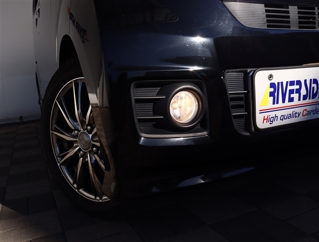 ホンダ Ｎ　ＢＯＸ ６６０ カスタムＧ H25年 (関東) 99