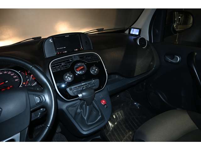 ルノー グランカングー １．５ＤＣＩ ＥＤＣ R1年 (関東) 99